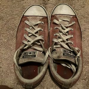 I’m selling converse size four in the color red